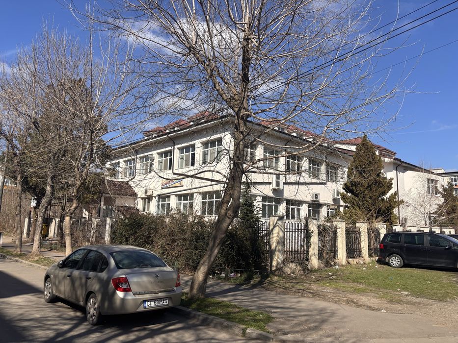 Inchirierz spatiu 320mp - zona de interes