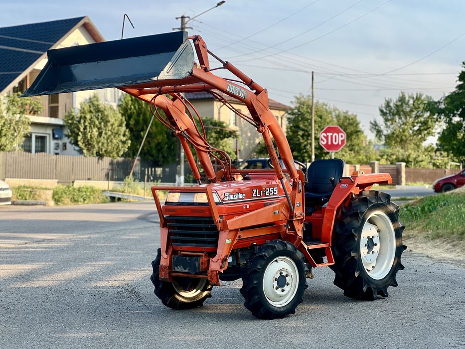 Tractor,tractoras kubota L-255,incarcator frontal,4x4,servodirectie,inversor,26cp,yanmar,iseki