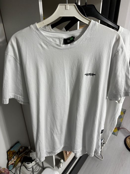 Продавам 6 тениски и 1 блуза и една риза