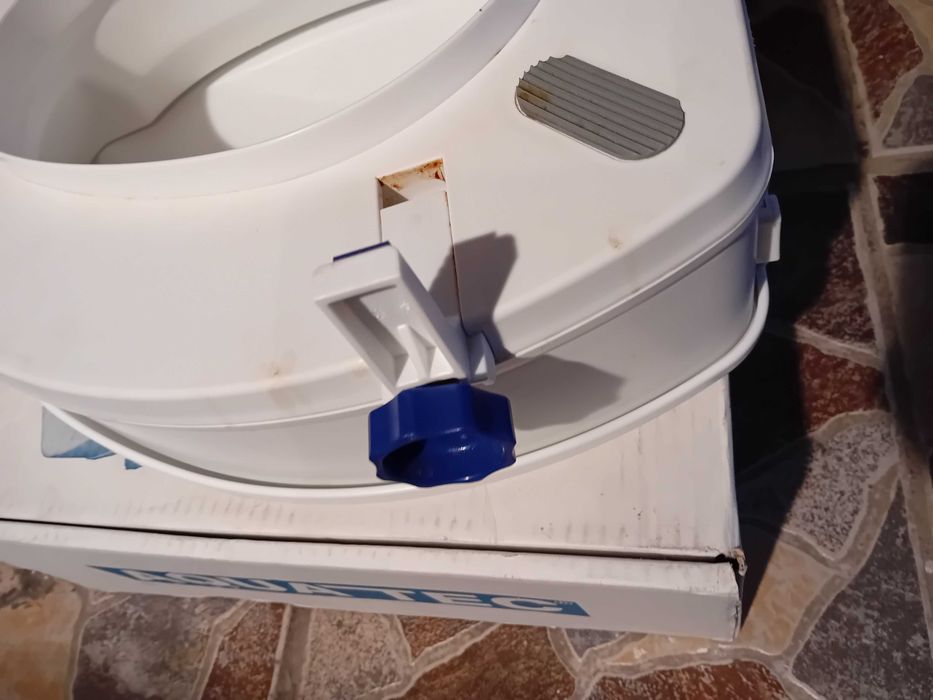 Inaltator scaun Wc Aquatec 10 cm cu capac