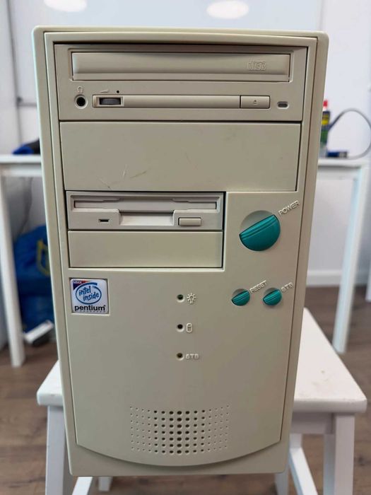 Carcasa AT pt calculator retro