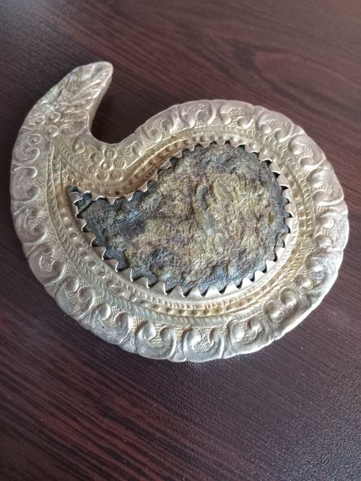 Сребърна пафта .