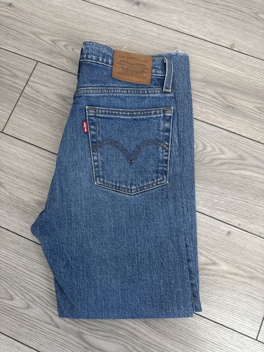 Blugi albastri Levis, wedgie straight, marimea 24