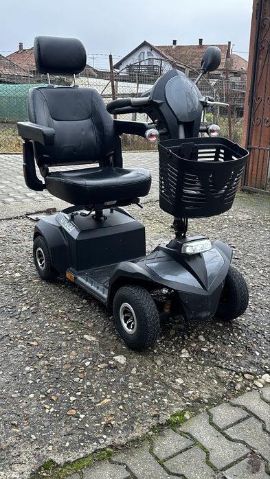 Carucior scaun electric dizabilitati scuter tricicleta carut handicap