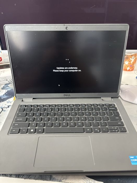 Vand Dell Latitude 3440 16gb ram, i5 1345U, 256 gb nvme gen 4