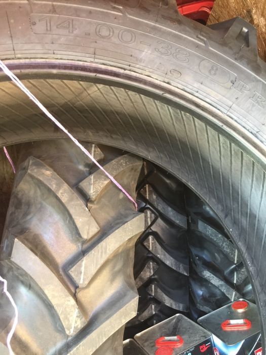 Anvelope Tractor 1400/38,650/20,750 si 900 x20 Kama