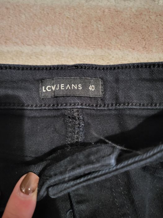 Fusta neagra din denim
