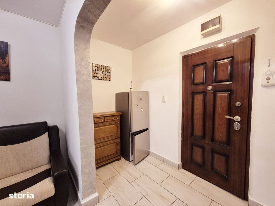 Apartament cu o cameră, etaj 2, zona Maratei