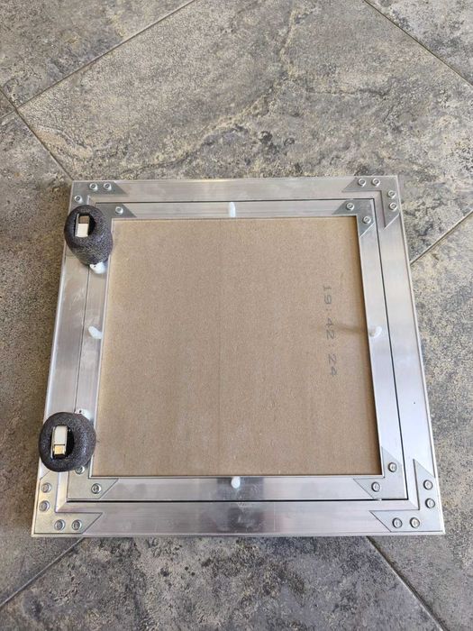 Ревизионнa вратa AWENTA KRAL за гипсокартон от алуминий 300 x 300