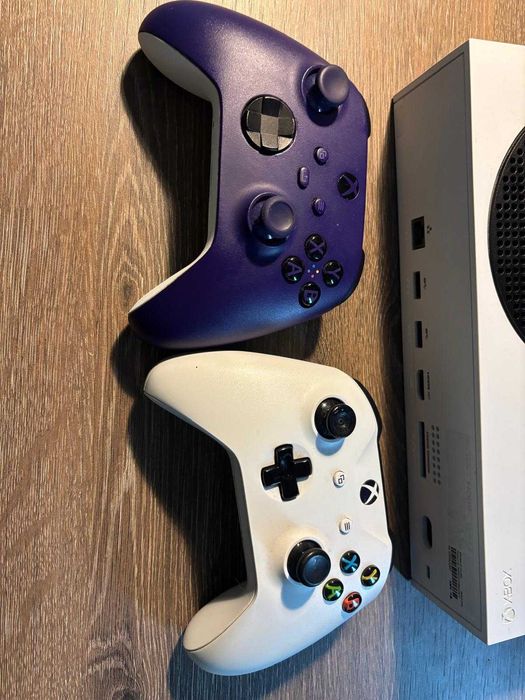 Xbox Series S 512 GB SSD Digital + Controller (Opțional 2 manete) – Impecabil