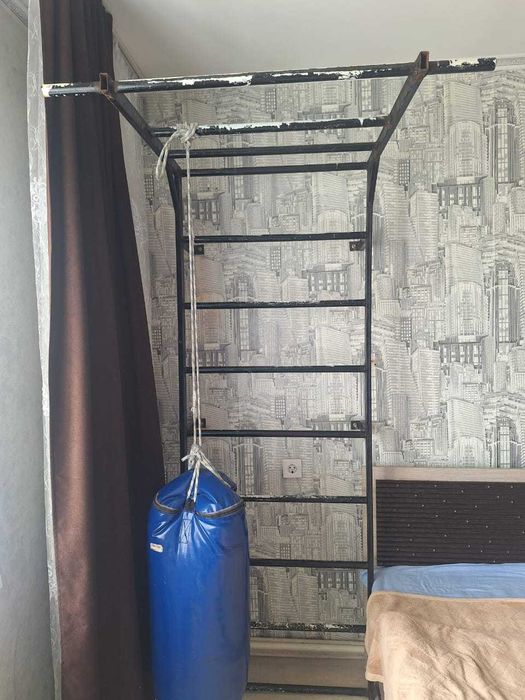 Продам настенный турник