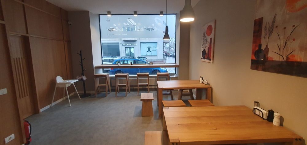 Amenajam clinici, baruri, restaurante, scoli, apartamente.