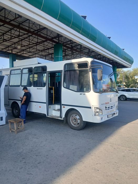 Isuzu NP 26 Metan
