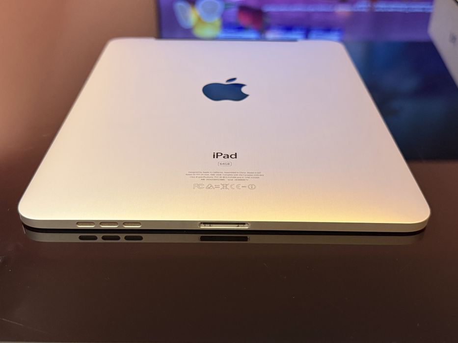 Ipad 1 64gb 3g с кутия