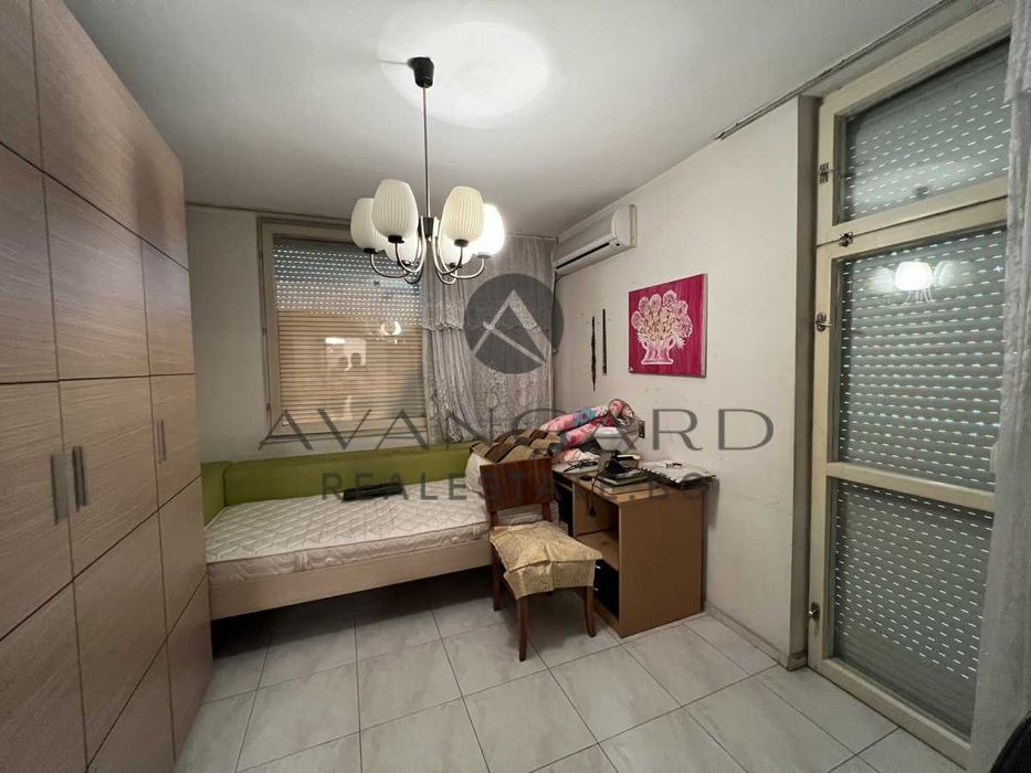 Продава се Тристаен апартамент в Пловдив, Център - 106 кв.м за 2548 €/кв.м - Снимка #7