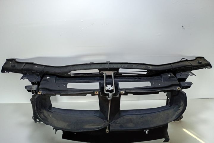 Trager Traversa frontala / Calandru BMW Seria 3 E90/E91/E92/E93 (face