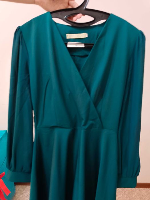 Көйлек сатылады..