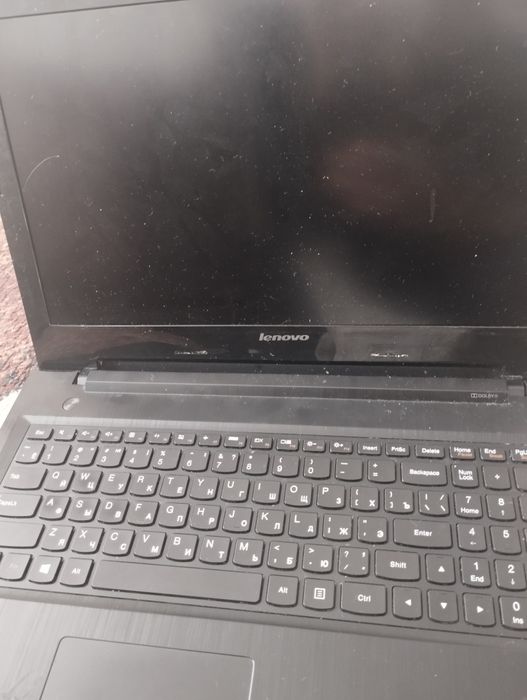 Продам 2 ноутбука, хочу купить себе игровой