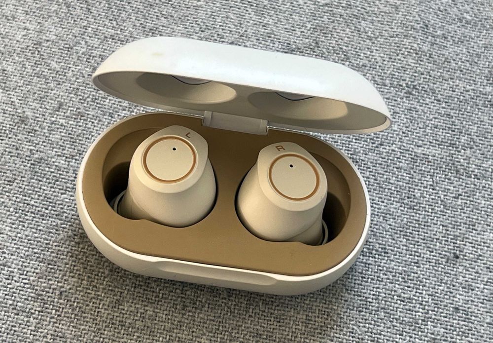 Casti wireless Flying Tiger Bluetooth cu cutie sunet foarte bun