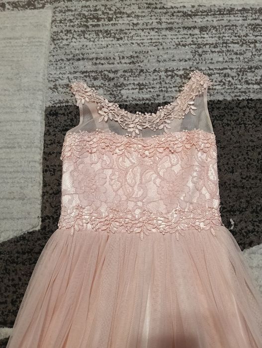 Rochiță eleganta fete