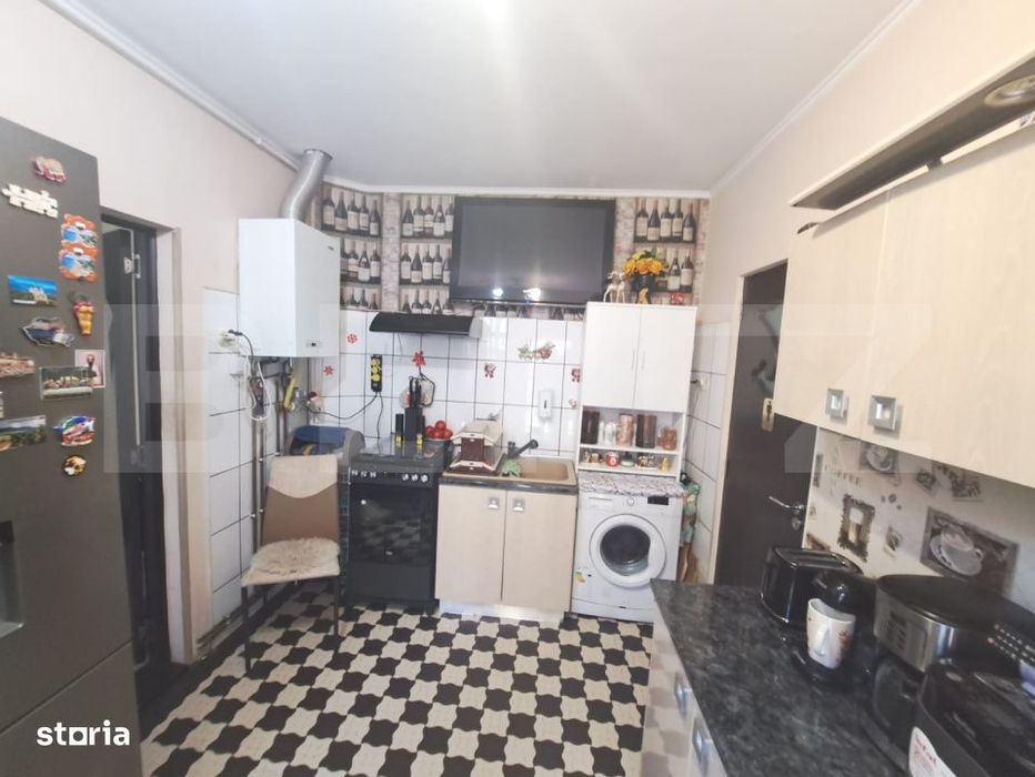 Casa la curte comuna, 50 mp utili, pod si beci, zona Mihai Viteazul