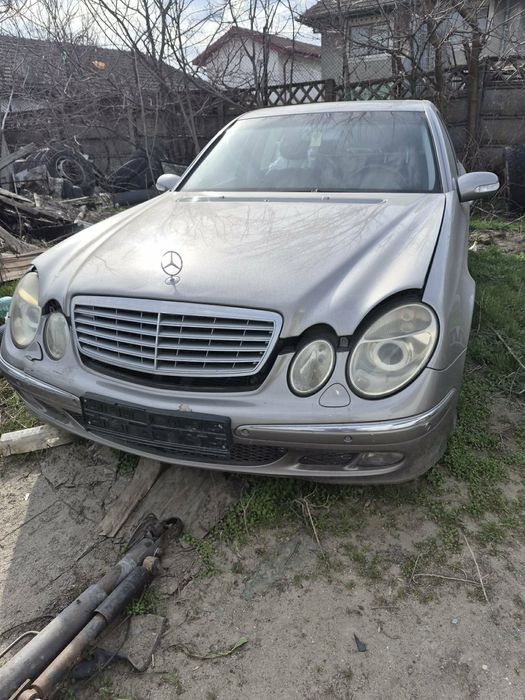 Mercedes E320 functional