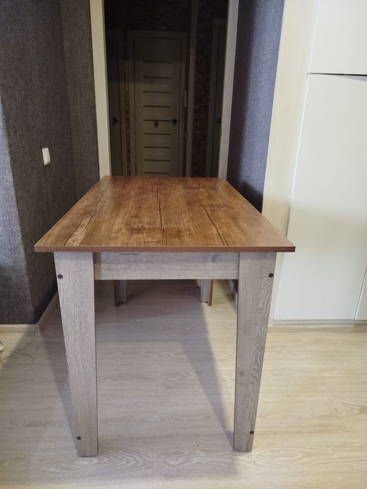 Новый кухонный стол