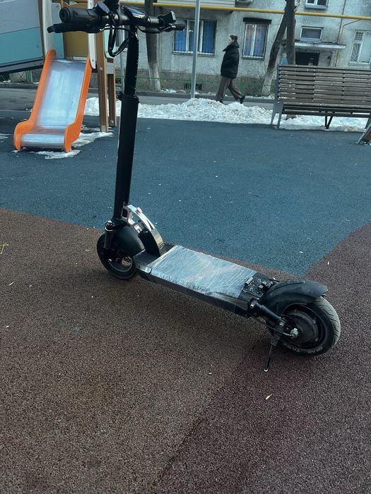 электро самокат kugoo m4