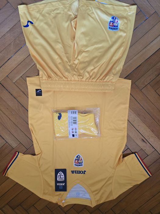 Kit Mini Suporter Echipa Nationala (4XS-8yrs)