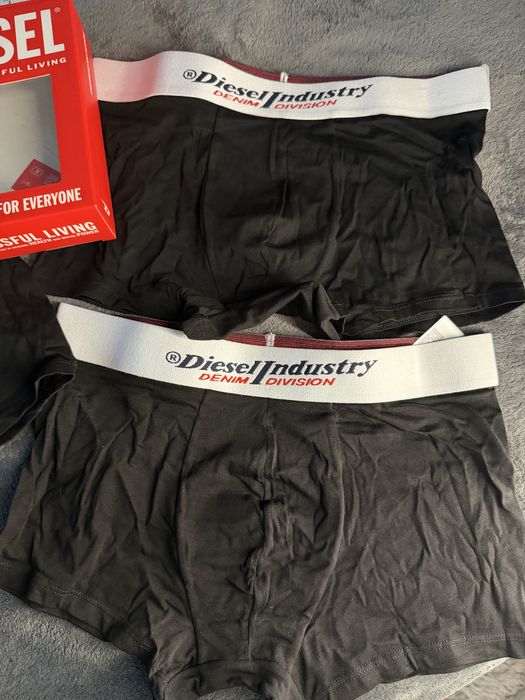 Diesel set 3 boxeri negri cu banda alba mesaj Diesel Industry S  noi