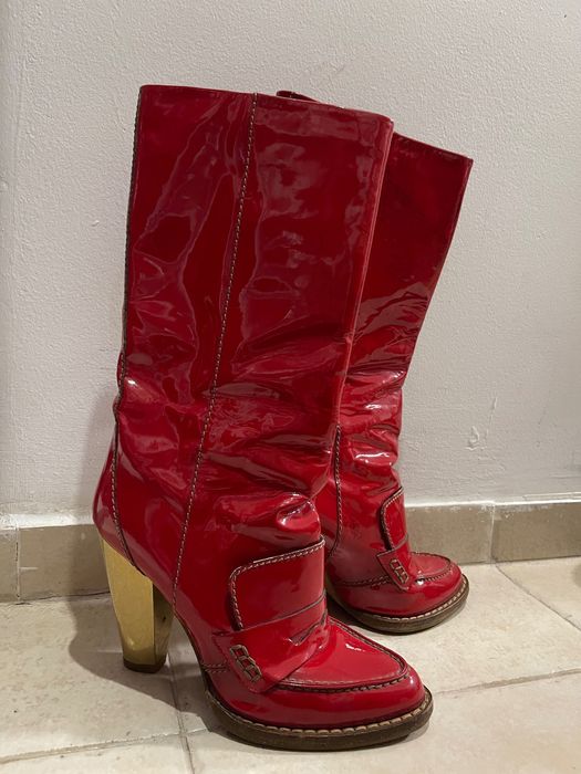 Подарявам дамски обувки