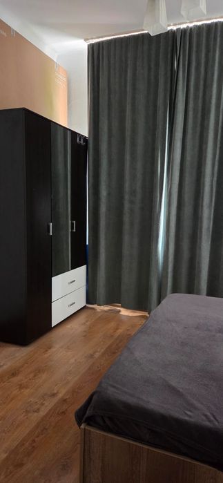 Inchiriez apartment 2 camera centru.
