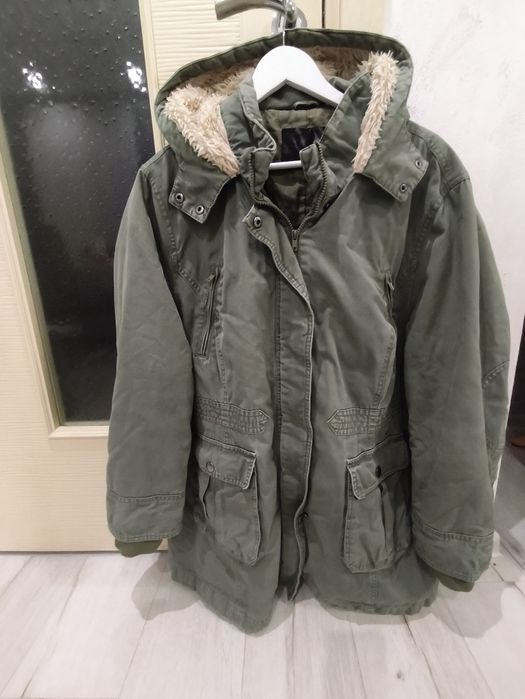 Дамско зимно яке.