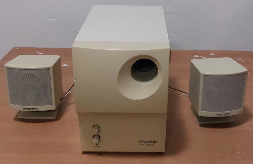 Колонки Microlab M-200 (система 2.1)
