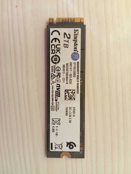 SSD накопитель 2TB Kingston Fury