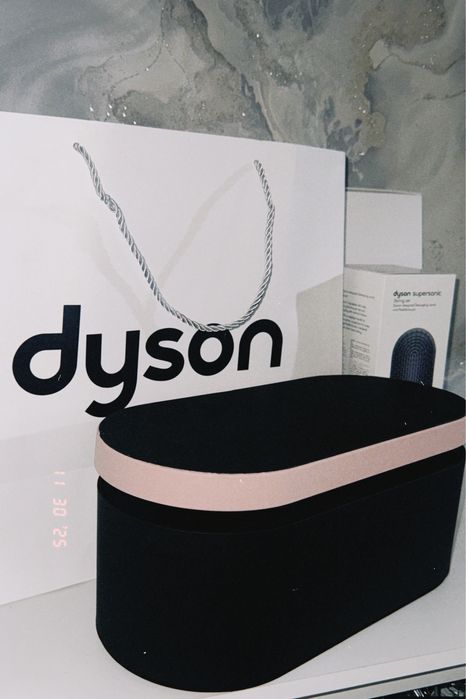 Dyson фен в хорошем состоянии!