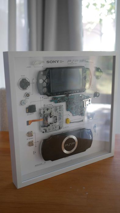 Продавам УНИКАЛНО PSP в Рамка!