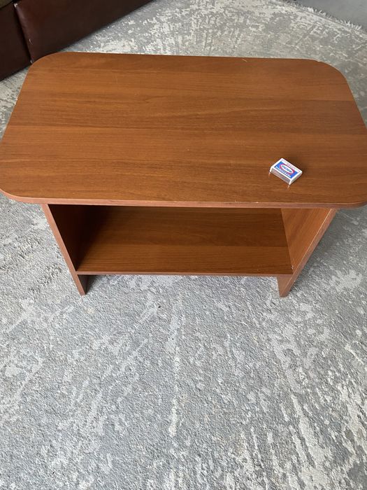 Продаю журнальный столик