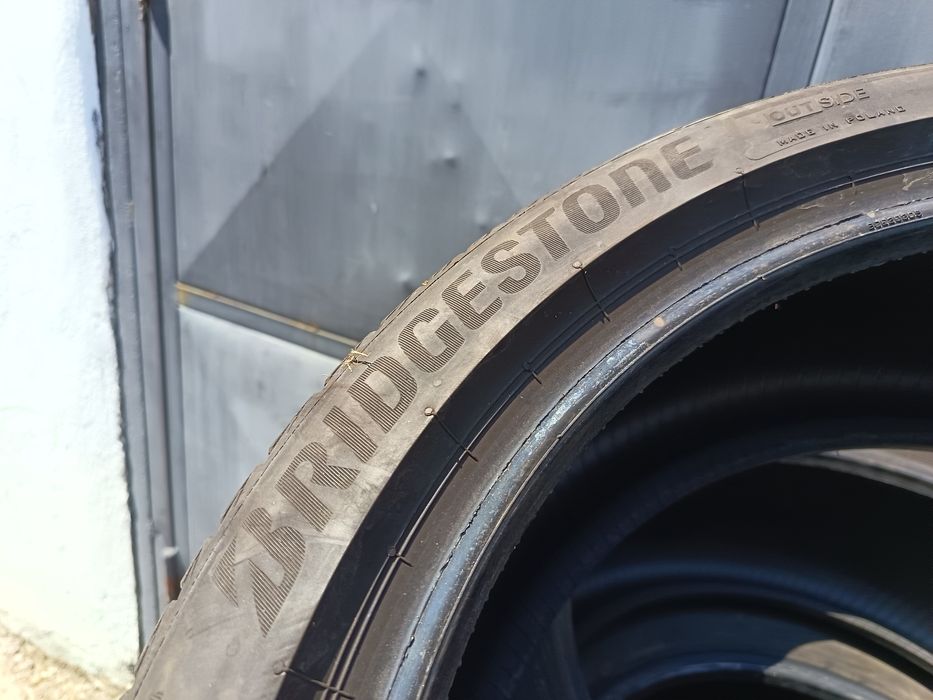 Anvelope vara 245 40 19 Bridgestone 2022 5mm