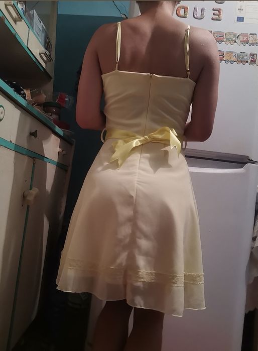 Rochie ocazie model floral+gene,ruj lichid