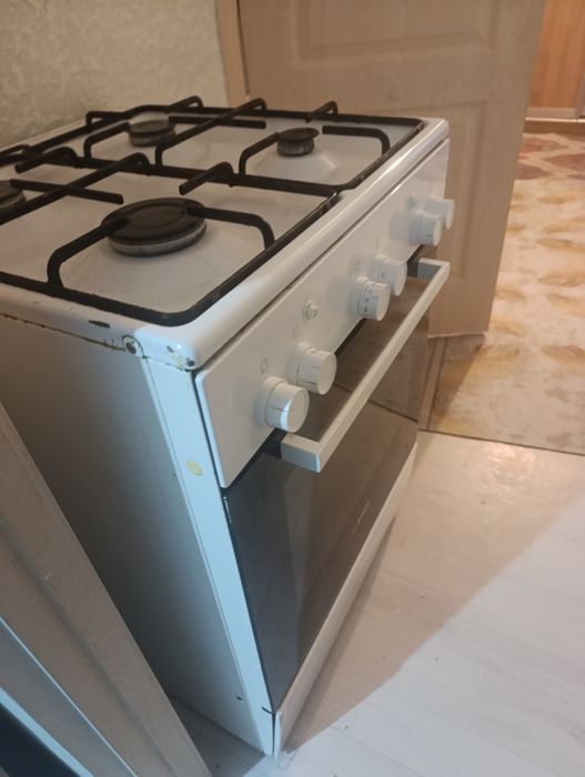 Срочно продается газ плита  Bosch