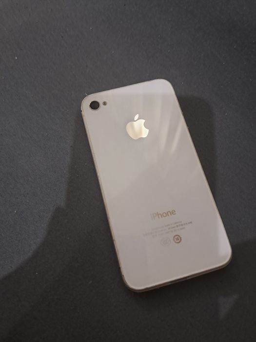 iPhone 4S [ОПИСАНИЕ]