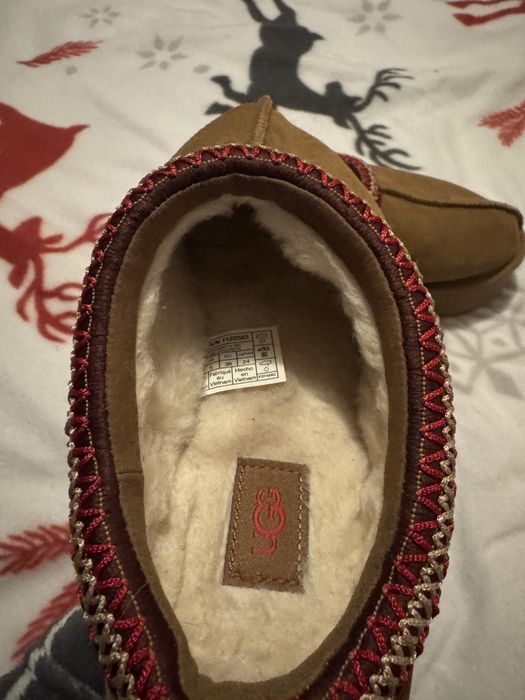 UGG uri tasman originale