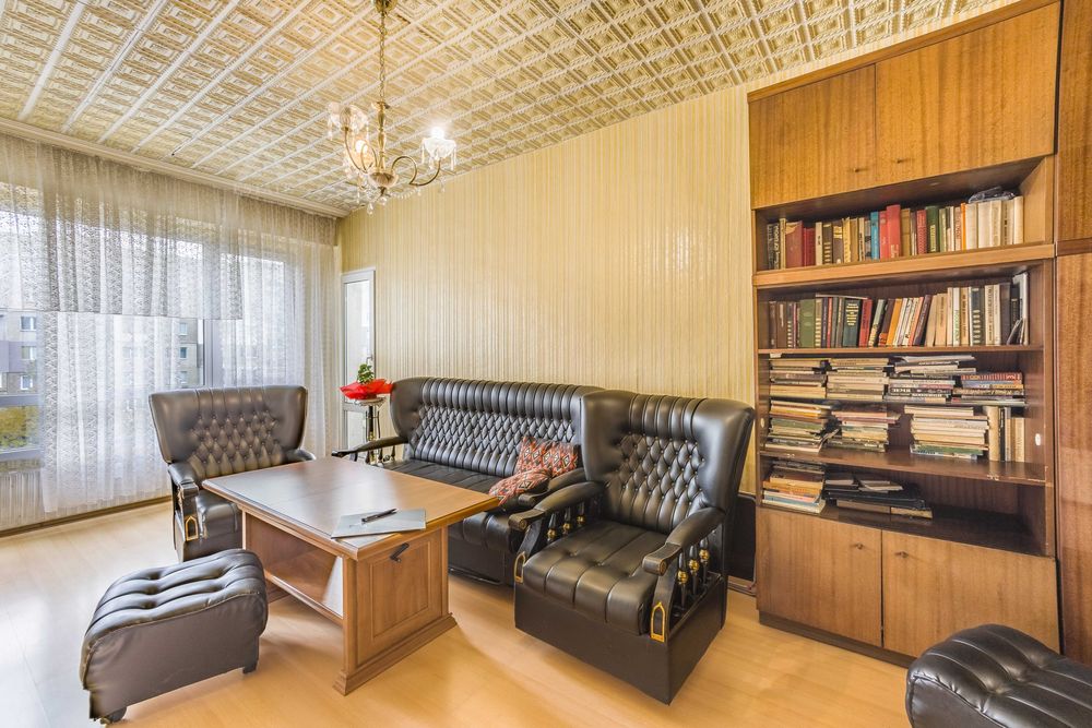 Продава се 3- стаен, южен апартамент в ж. к. Изток- гр. Перник