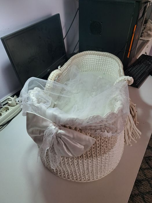 Chaqaloq uchun savatcha (новорождённых корзинка)