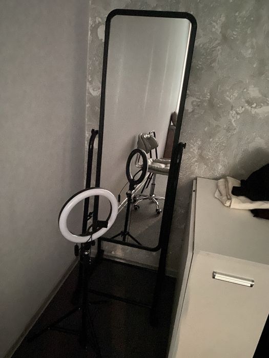 Maniken+bichuv stoli yigiladigan+oyna  jami 200$