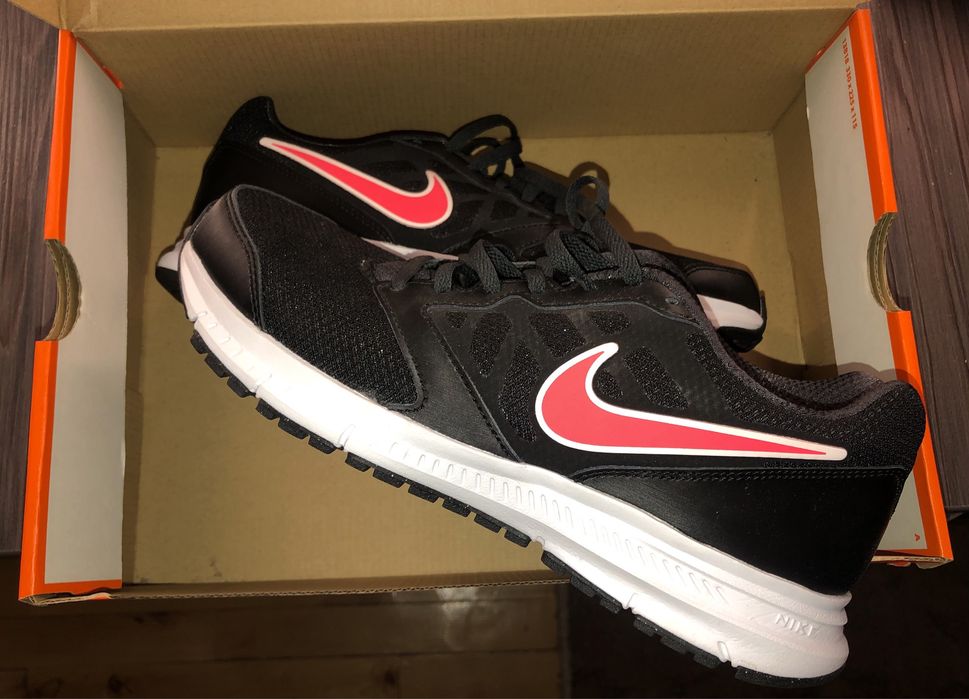 nike.uri running