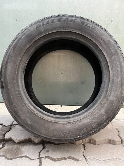 Продам резину 225 60 r16