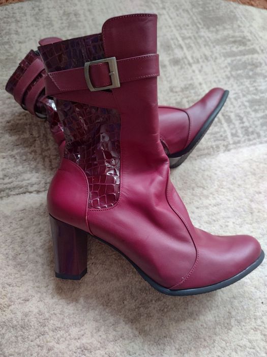 De vânzare cizme dama