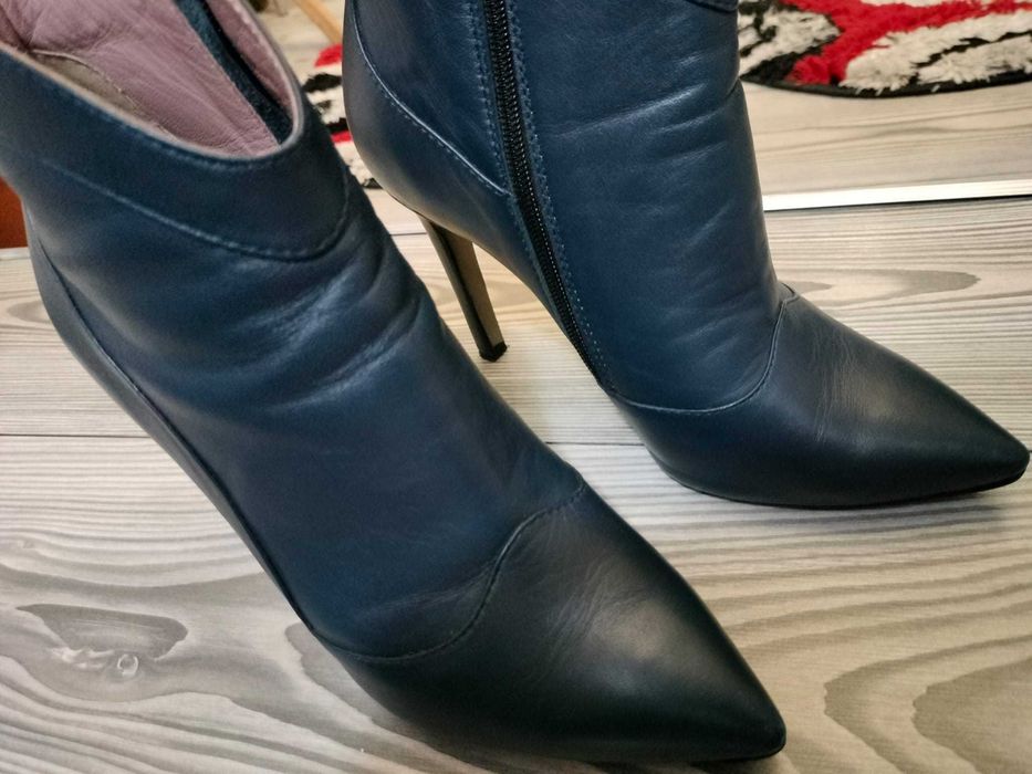 Ghete din Piele - Stare foarte buna